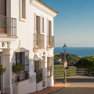 Dream Views Casares
